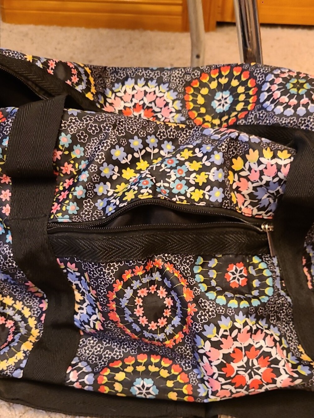 In Stitches Floral Pattern Black Travel Duffle Bag With Matching Small Pouch - Picture 5 of 7